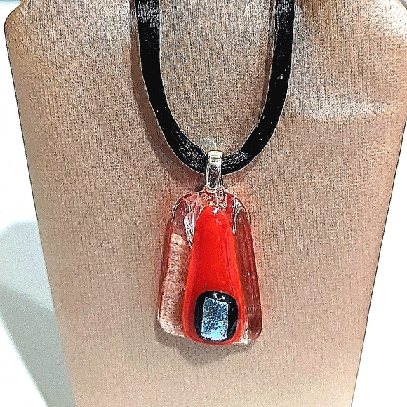 Artisan Handmade glass red drop necklace with dichroic accent. - Picture 1 of 1